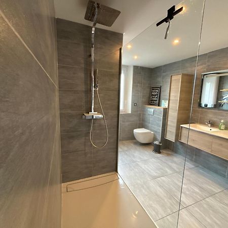Appartement De Adrien Garage Prive Charleville-Mezieres Ngoại thất bức ảnh