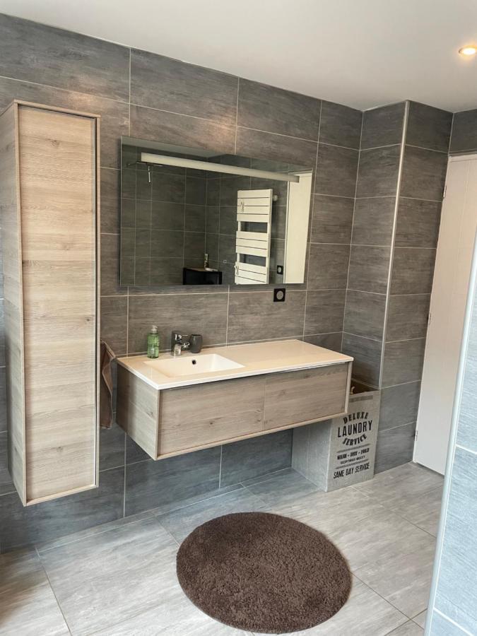 Appartement De Adrien Garage Prive Charleville-Mezieres Ngoại thất bức ảnh