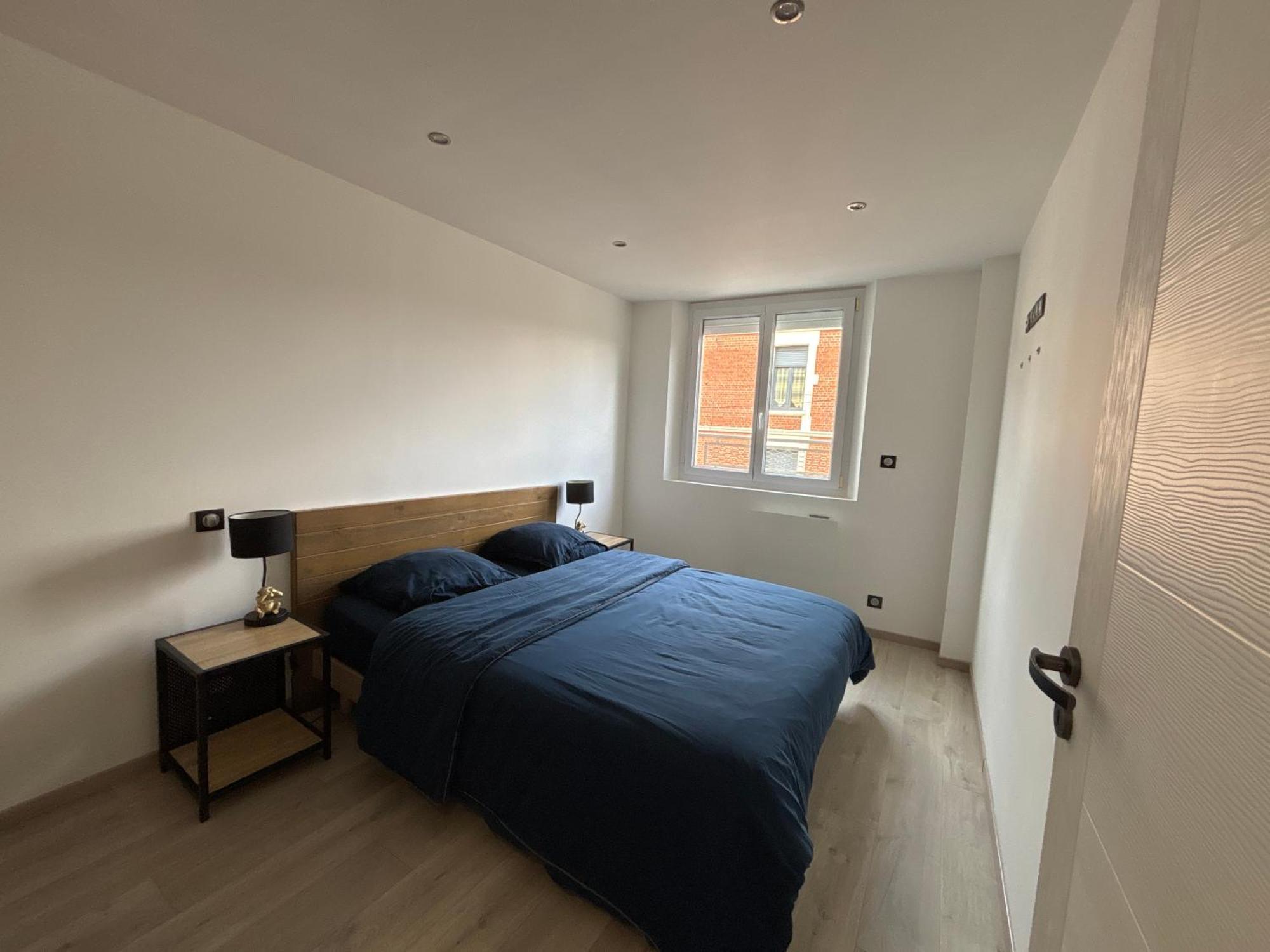 Appartement De Adrien Garage Prive Charleville-Mezieres Ngoại thất bức ảnh